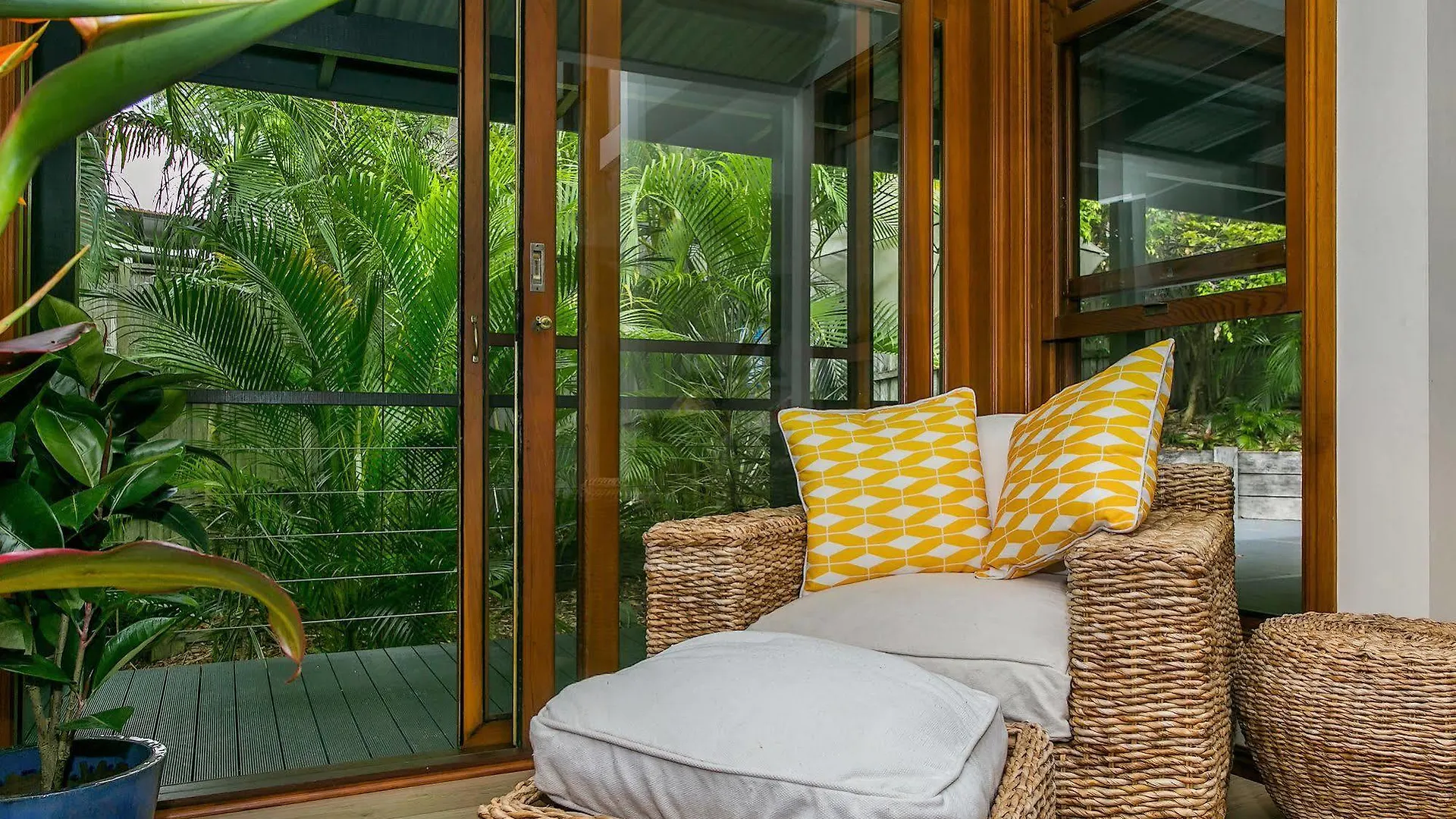 Bottlebrush Cottage Byron Bay