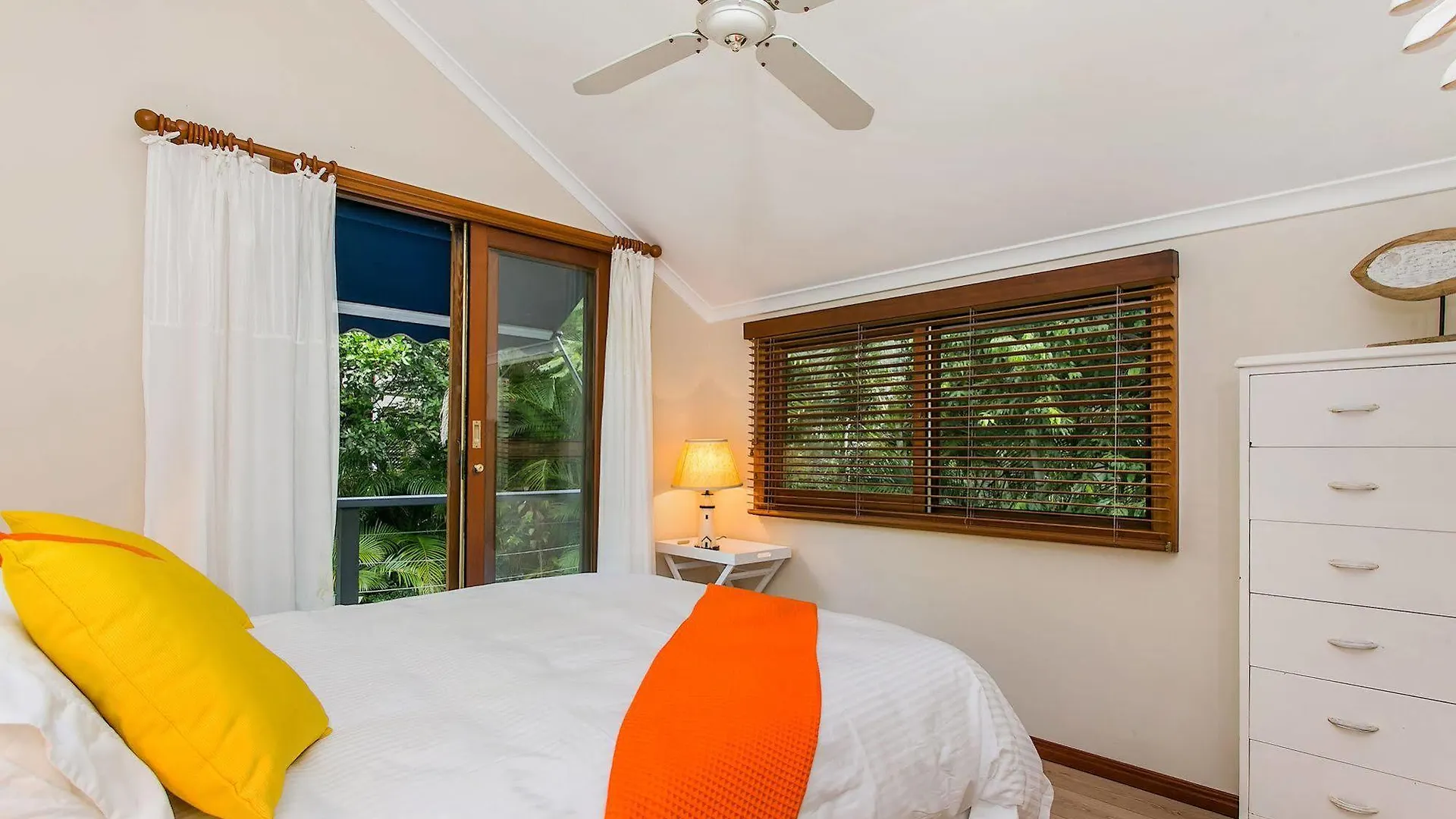 Bottlebrush Cottage Byron Bay