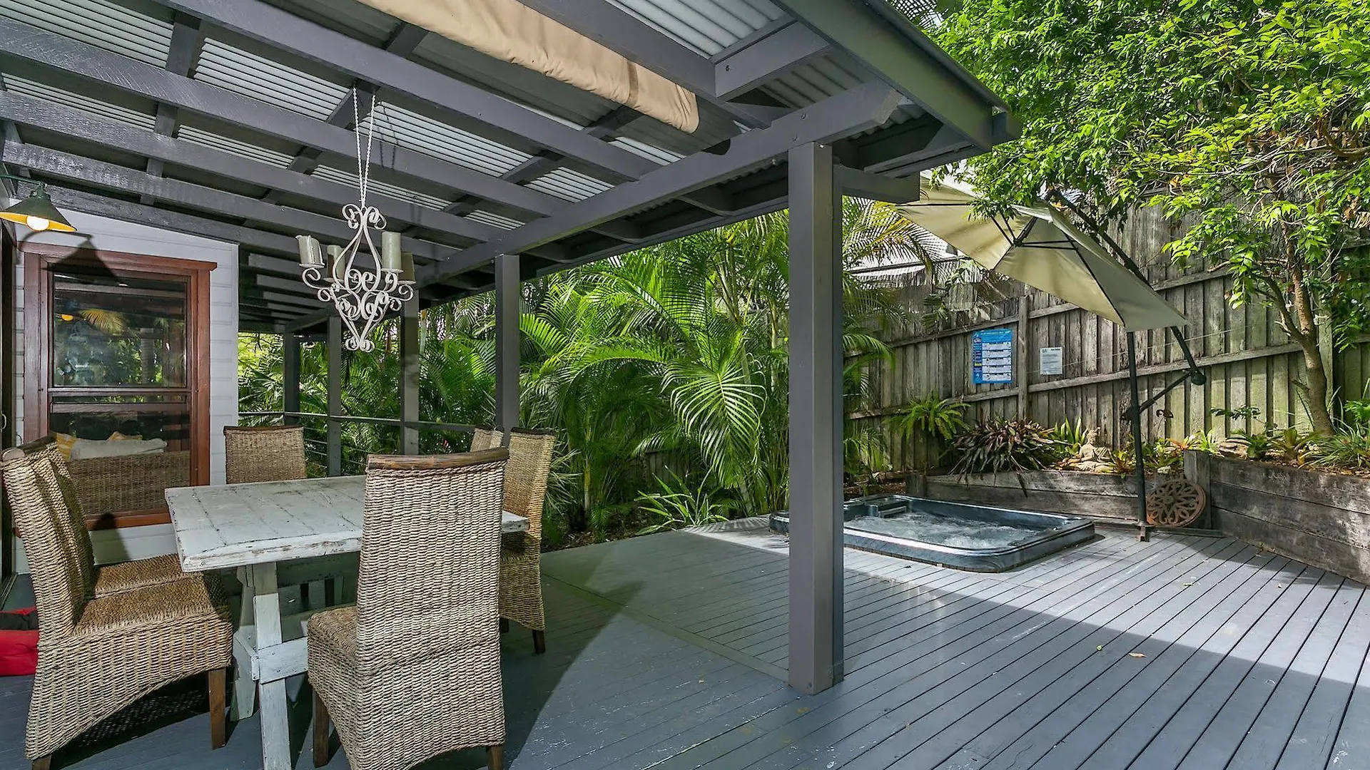 Holiday home Bottlebrush Cottage Byron Bay Australia