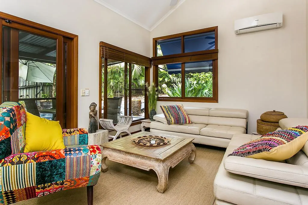 펜션 Bottlebrush Cottage 바이런베이